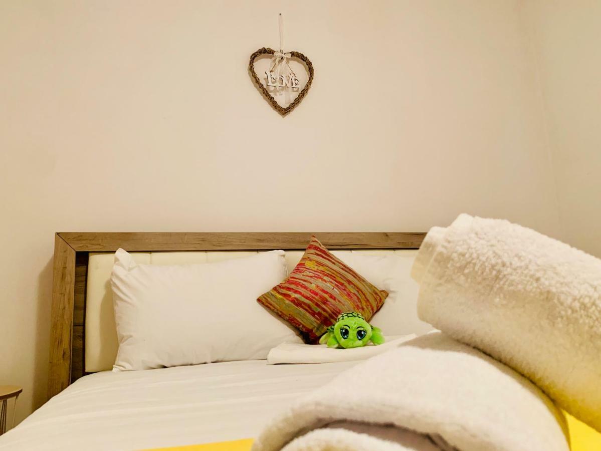 Ultracentral Apartment With All You Need: Wifi, Tv, Ac, Washer, Coffe 티미쇼아라 외부 사진