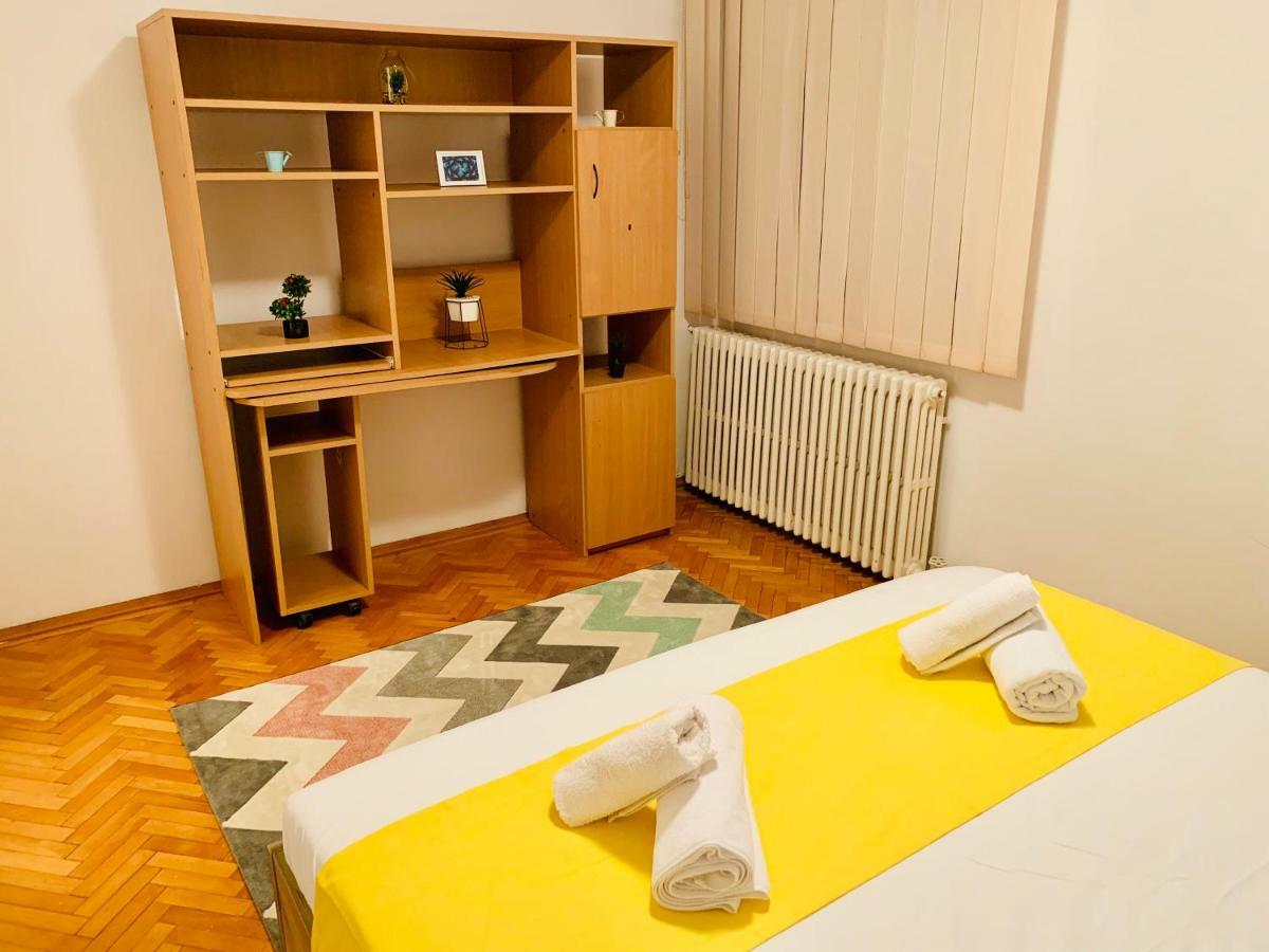 Ultracentral Apartment With All You Need: Wifi, Tv, Ac, Washer, Coffe 티미쇼아라 외부 사진