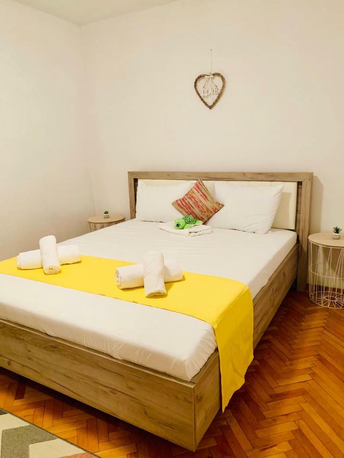 Ultracentral Apartment With All You Need: Wifi, Tv, Ac, Washer, Coffe 티미쇼아라 외부 사진